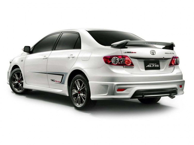 Toyota Corolla Altis Photos, Interior, Exterior Car Images | CarTrade